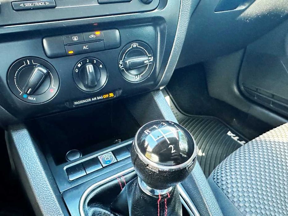 Volkswagen Jetta MPi