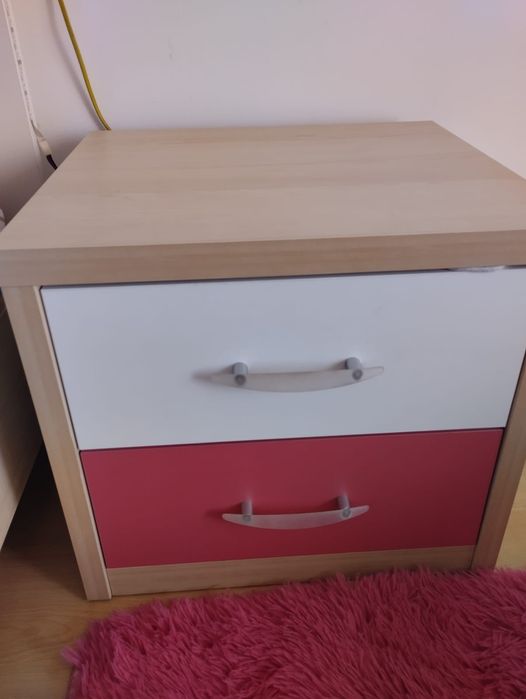 Cama de solteiro completamente nova