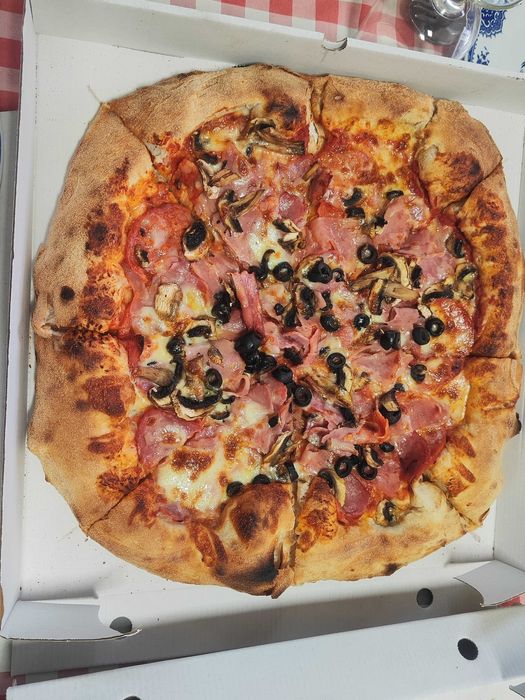 Máquina de esticar massa de pizza
