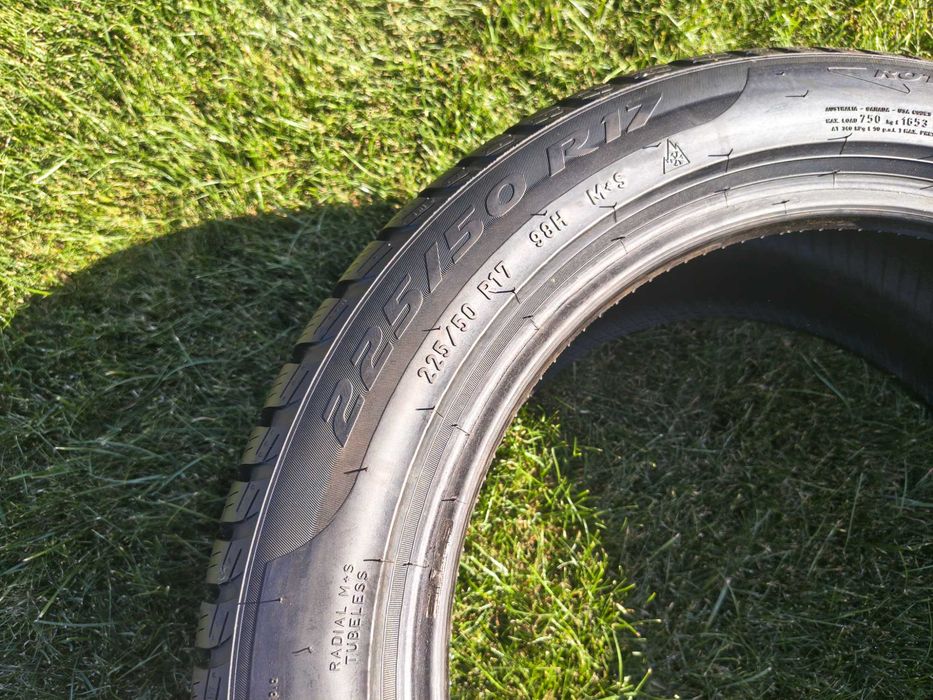 opony 225/50/17 Pirelli sottozero 3 RSC 2 sztuki  8mm 2025