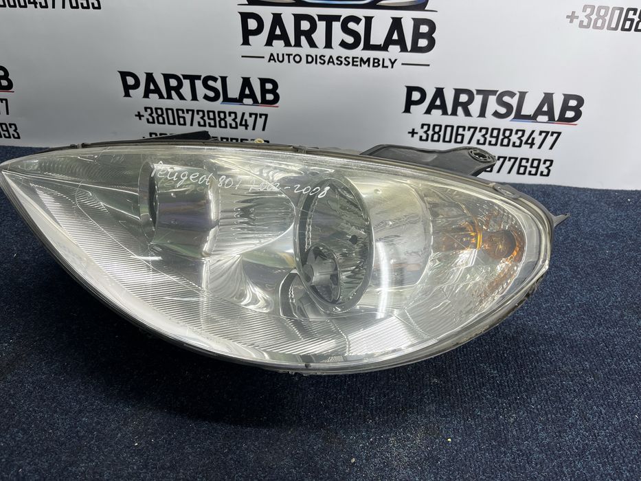 Передня ліва фара ксенон Peugeot 807 (2002-2014) Пежо 807 Xenon