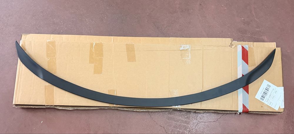 Spoiler / Aileron Tesla Model 3 Highland – Preto Mate – Novo