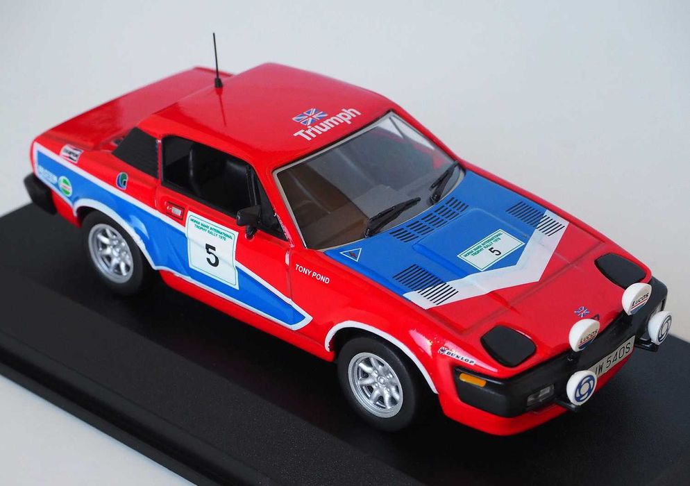 Miniatura Automóvel Escala 1:43 como Nova