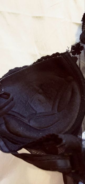 Body preto em renda hiper romântico