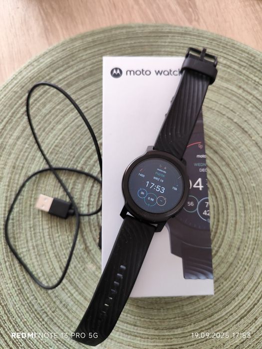 Smartwatch Motorola Watch 100