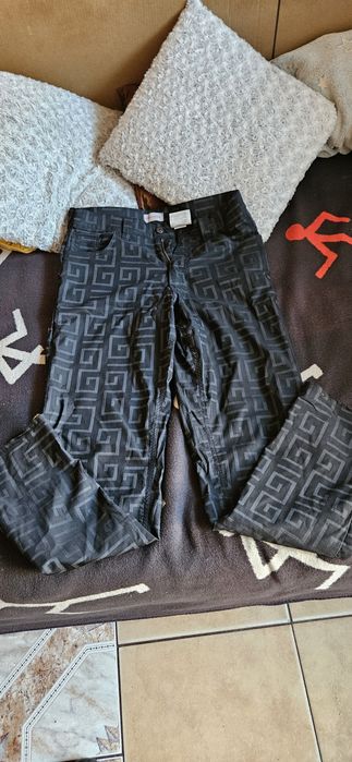 Spodnie Versace classic rozm.36
