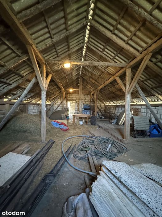 Działka z WZ na nowy dom jednorodzinny + budynek 200m2 -do negocjacji