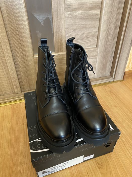 Нові ботінки Vitto Rossi