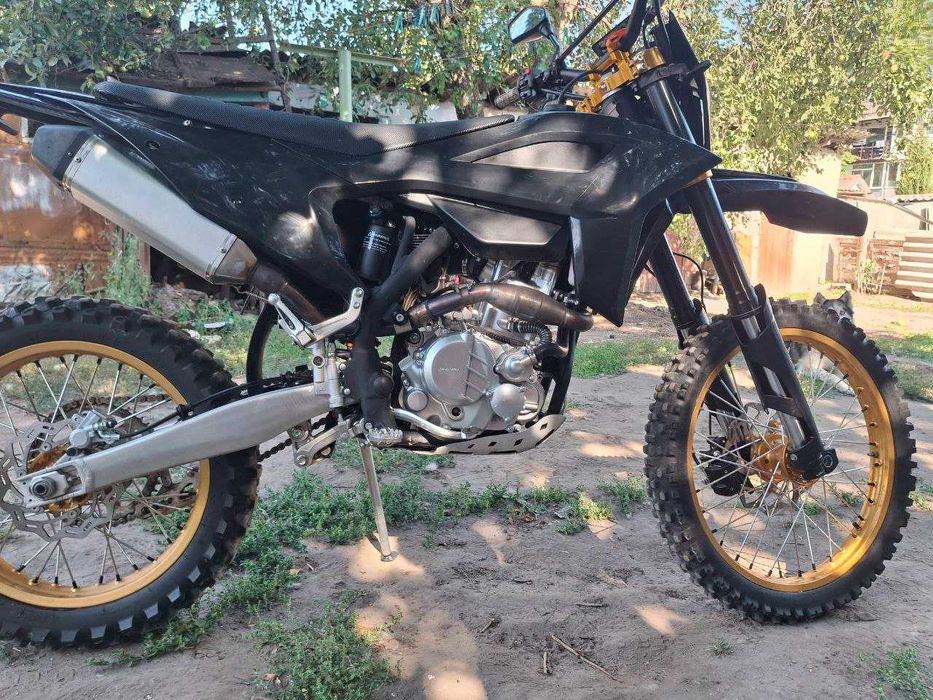 Продам мотоцикл Kovi Max 300