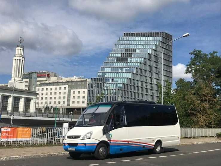 Przewozy Autokarowe – Wynajem Autokarów i Busów || Przewóz osób