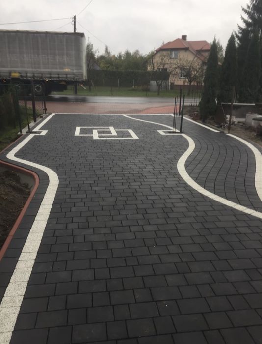 Układanie kostki brukowej-granitowej