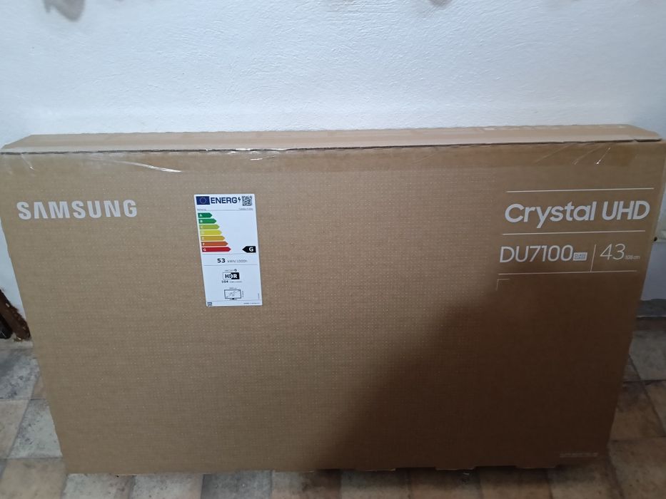 TV Samsung Smart TV de 43polegadas nova