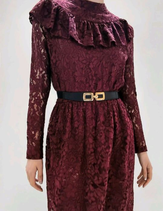 Pasek elastyczny czarny z zapięciem złote prostokąty