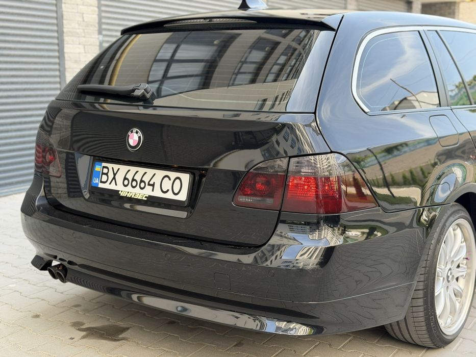 Продам BMW e61 2.5 бенз