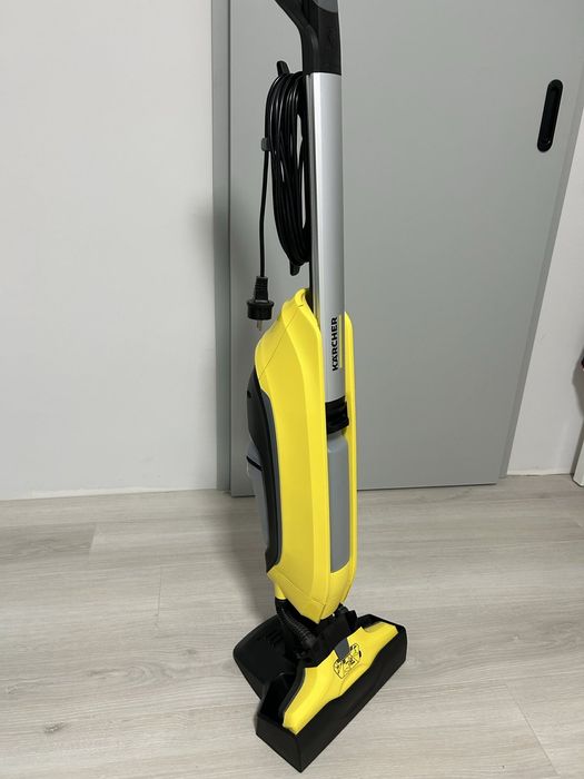 Підлогомийна машина Karcher FC 5