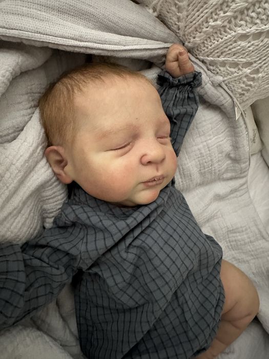 Bebé reborn Elliot