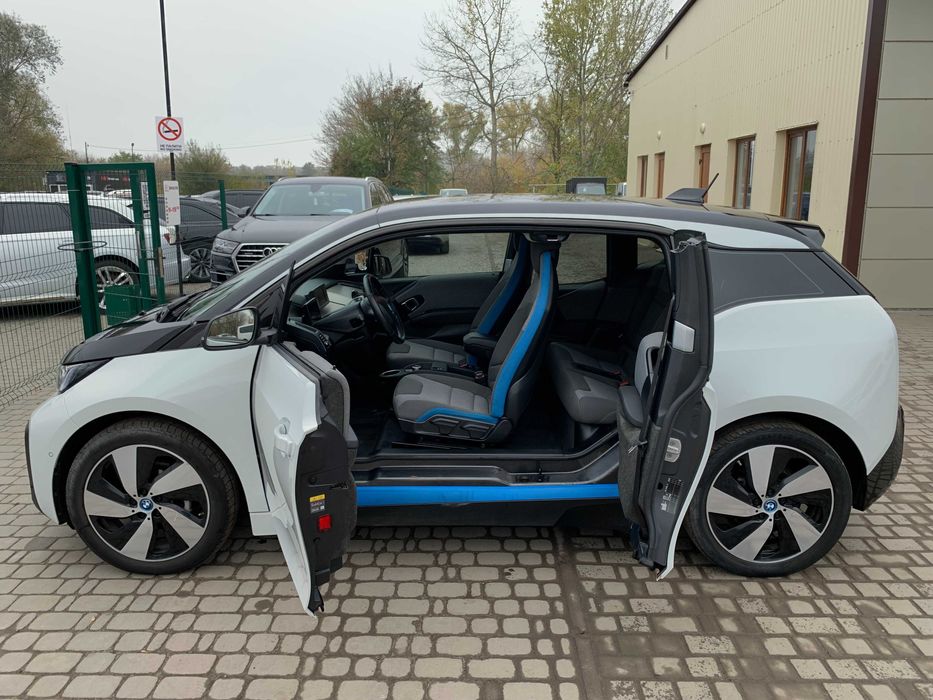 BMW I3 2020 електро 42.2 kWt