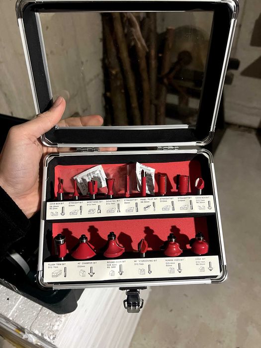 FREZARKA POF 1400 ACE BOSCH górnowrzecionowa + WALIZKA + zestaw frez