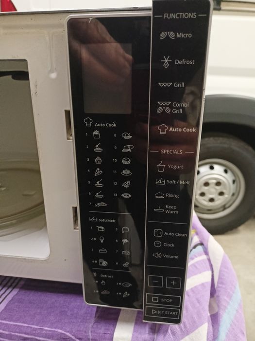 Kuchenka mikrofalowa Whirlpool cook 30