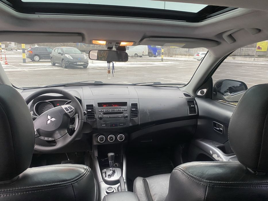 Mitsubishi Outlander Xl