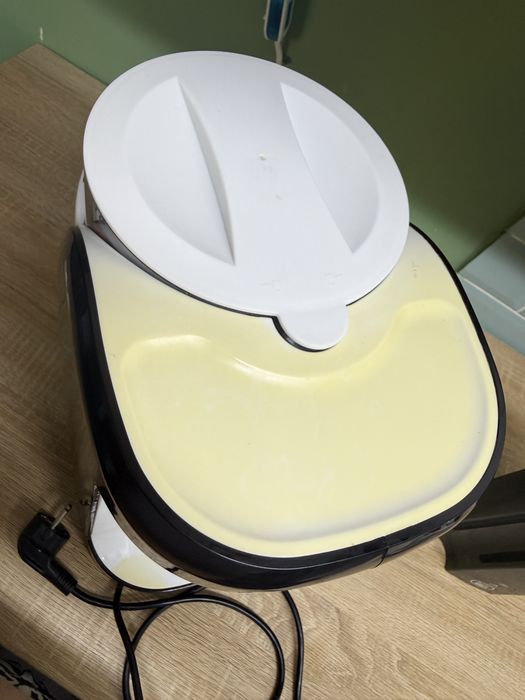 Baby Brezza Formula Pro Advanced – автоматичний приготувач дитячої суміші