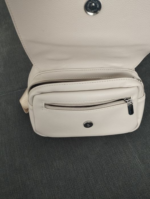 Beżowa nerka torebka