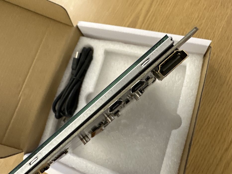 Monitor/Display 7 Polegadas Touchscreen