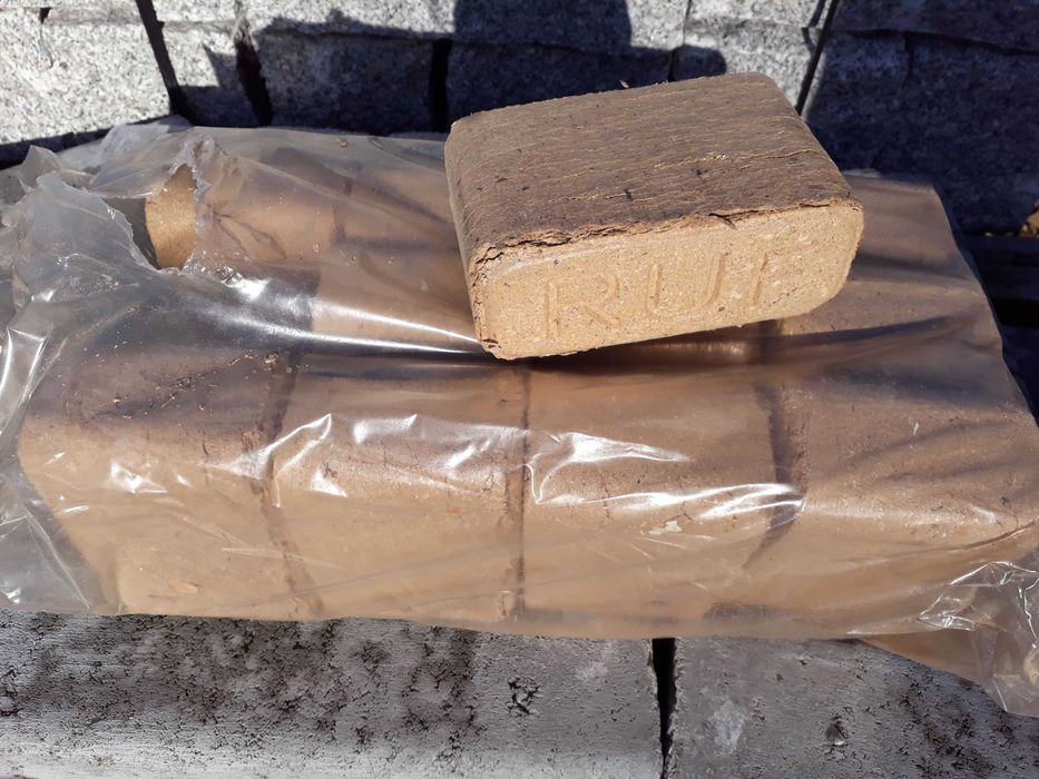 Brykiet RUF kominkowy drzewny mieszany 10KG worek