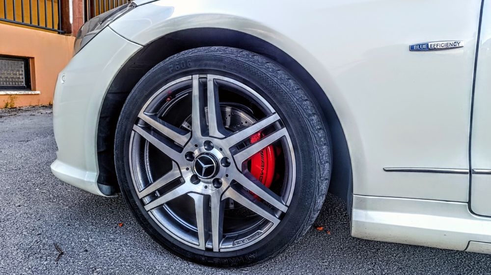 Mercedes E Coupé 2.2 biturbo CDI AMG Skyview