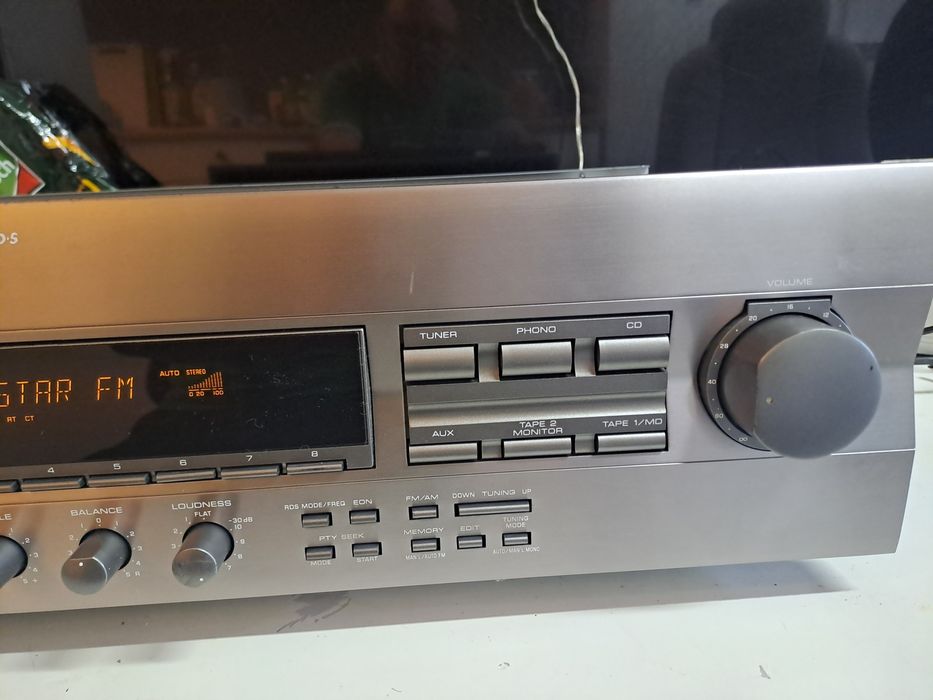 50Amplituner Yamaha RX-396 RDS