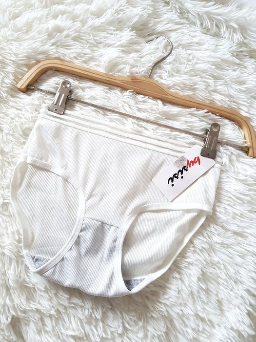 Majtki damskie sportowe prążkowane rozmiar S