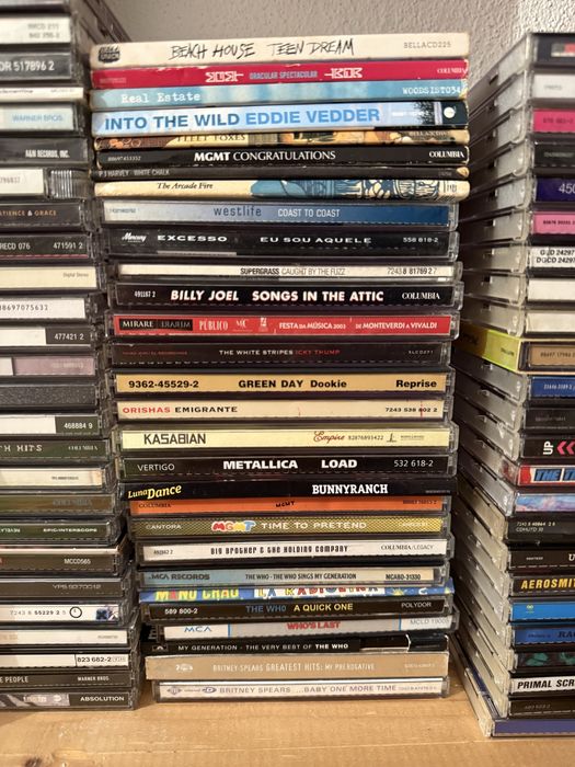 Coleção de 80 CDs