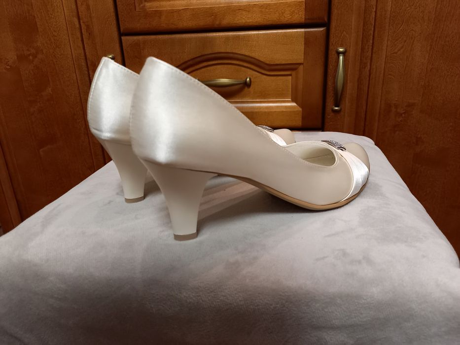 Buty ślubne ekri, wizytowe, czółenka, NOWE rozm. 37, 39