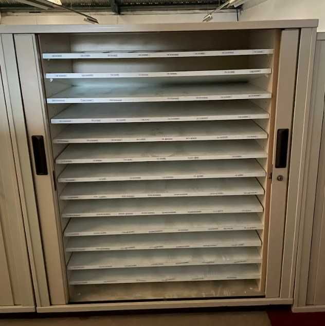 Armários metálicos de arquivo/arrumação