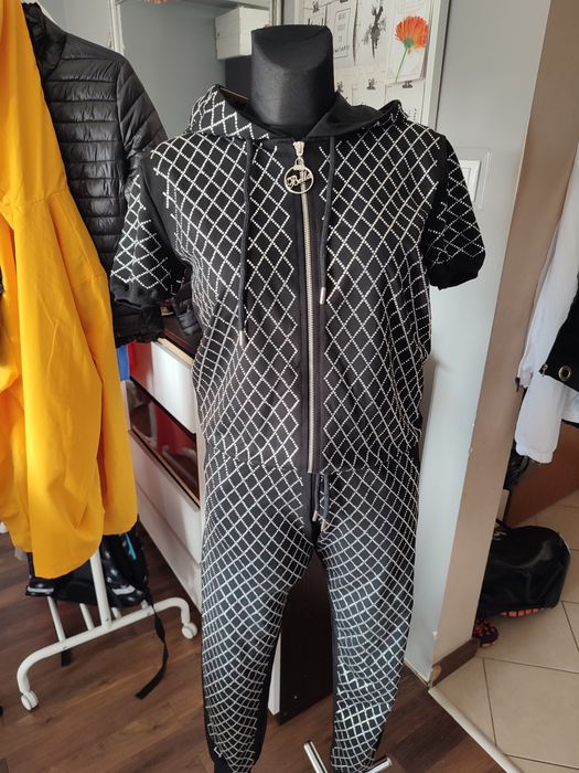 Dres letni cyrkonie