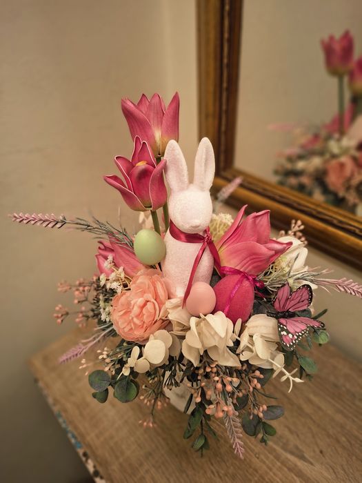 Kompozycja wielkanocna,stroik zajac