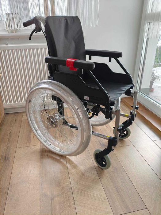 Wózek inwalidzki Meyra Model EUROCHAIR 1.750 Light