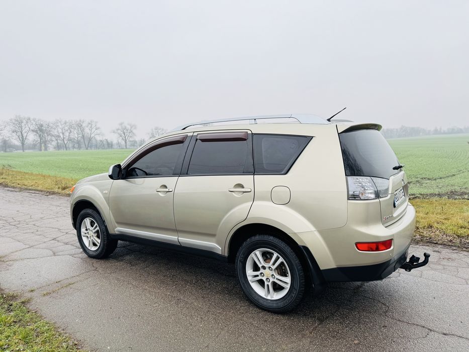 Mitsubishi Outlander XL 2.4 CVT 4WD Intense 2008р