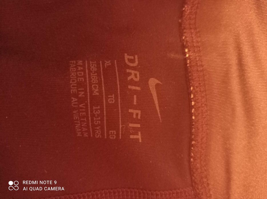 Leginsy młodzieżowe nike