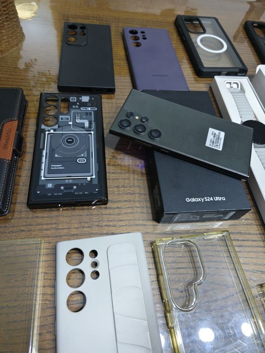 Samsung S24 Ultra 5G e Watch 7 LTE