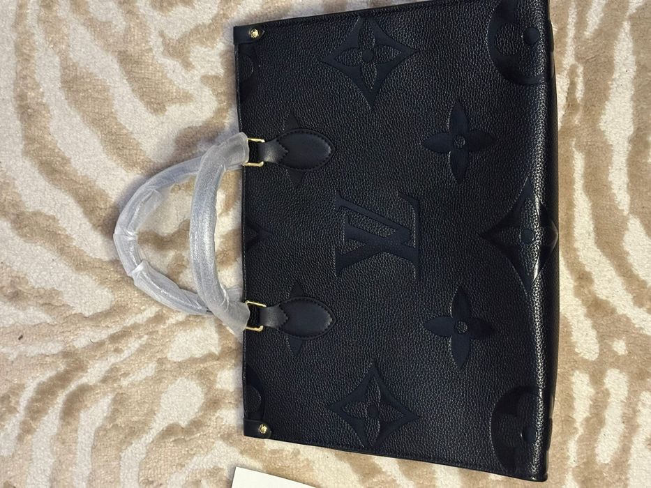 Mala Louis Vuitton Nova