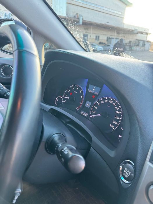 Lexus rx 270 2013 год