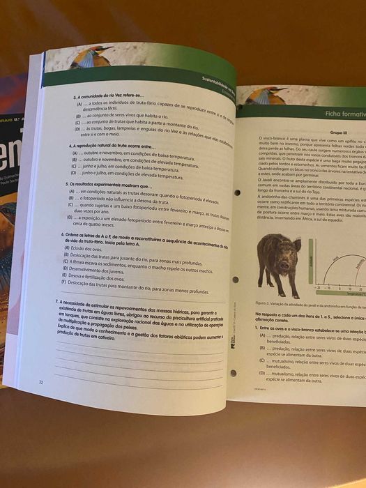 Livro escolar de Ciências, 8º ano Cientic