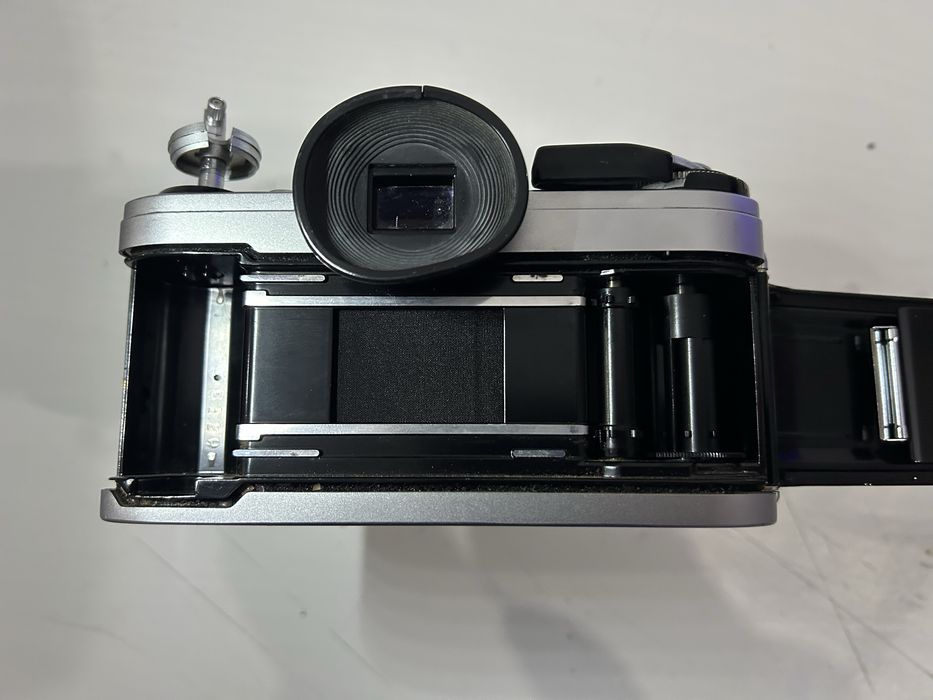 Canon AE-1 em bom estado