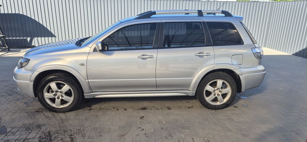 Продам Mitsubishi outlander