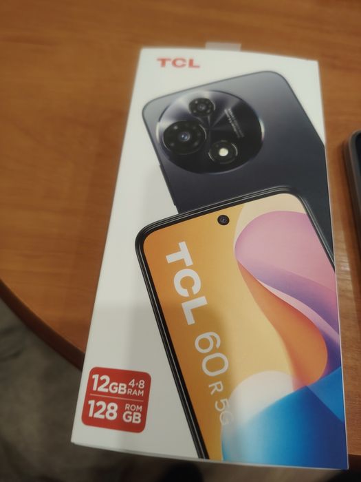 Tlc 60r 5g 4 GB 128