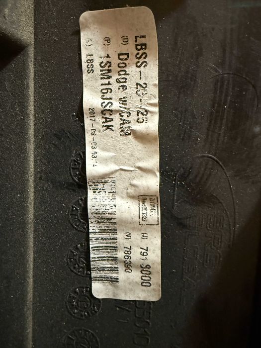 Blenda osłona  klapy tylnej Dodge Grand Caravan oryginał 2017