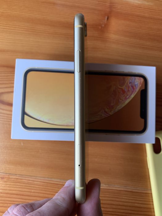 iPhone XR Gold 128Gb