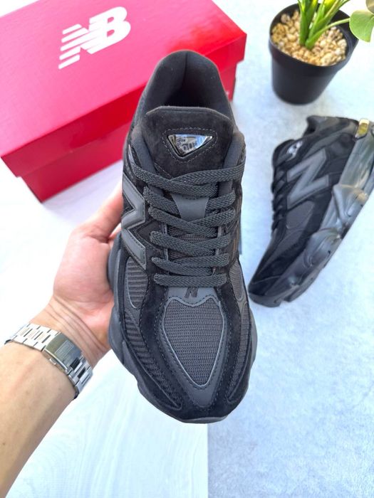 Чоловічі кросівки New Balance 9060 Black
