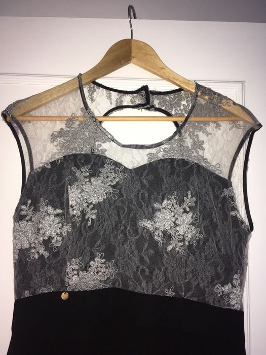 Vestido preto e prateado